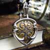 Heart Shield Pendant Vo[@y_g KEfBU[ WWP-14593 SIBR